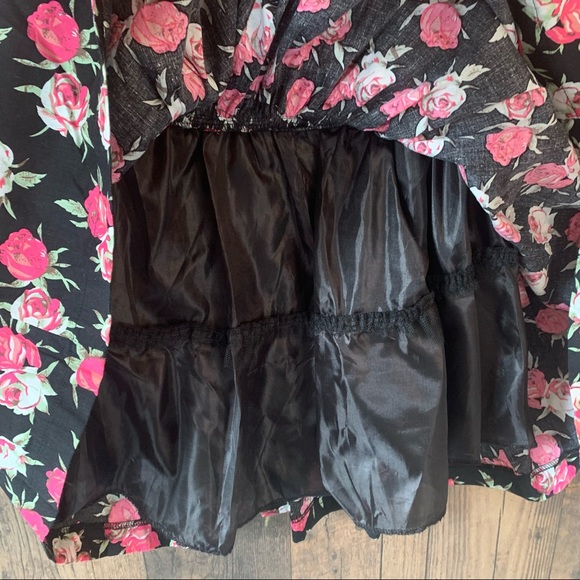 Women’s Medium Black Floral Mini Dress - Picture 11 of 13